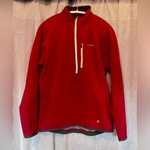 Classic Columbia fleece, light weight, snuggly and warm